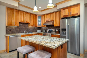 Modern Condo - Jacuzzi Tub SM #201